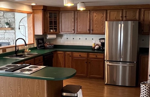 Vandalia Casa | Beautiful rental with amazing views on Donnell Lake’s North Shore,