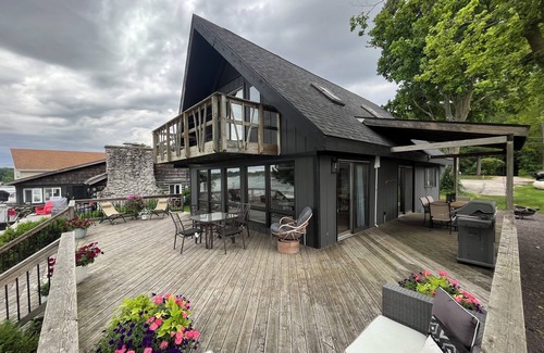 Vandalia Casa | Beautiful rental with amazing views on Donnell Lake’s North Shore,