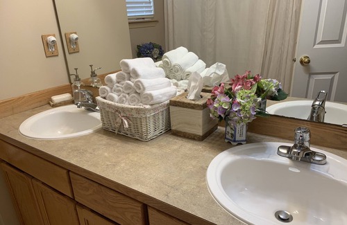 Holly Casa | Beautiful Room