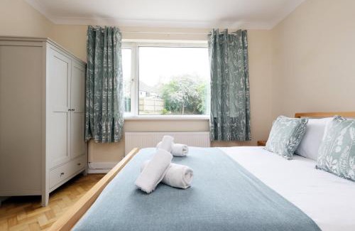 Cowbridge Casa | Beautiful Rural Bungalow in Aberthin