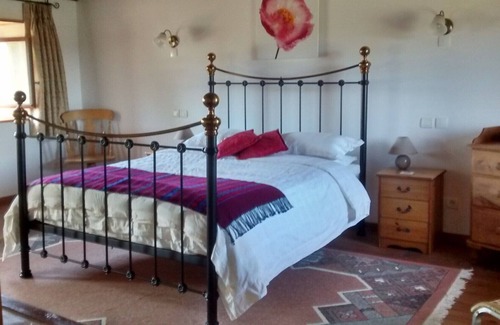 Tardes Otro | Hermosa casa de piedra Impresionantes vistas enclavado en la campiña de Creuse.