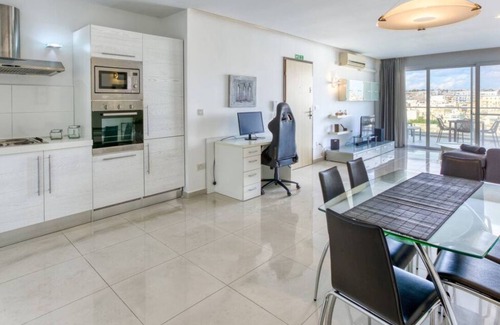 Pieta Apartamento | Beautiful seafront home with private balcony & BBQ