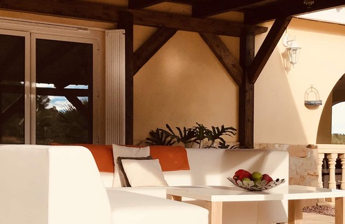 Aspe Casa | HERMOSA CASA ESPAÑOLA DE 6 CAMAS CON CASITA AUTÓNOMA, EN 8 ACRES. ALICANTE