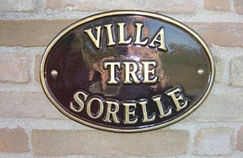 Treia Villa | Hermosa villa aislada y piscina privada