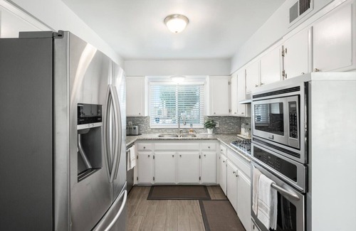 Clovis Casa | Beautiful Single Family 4Bed/2bath in Clovis