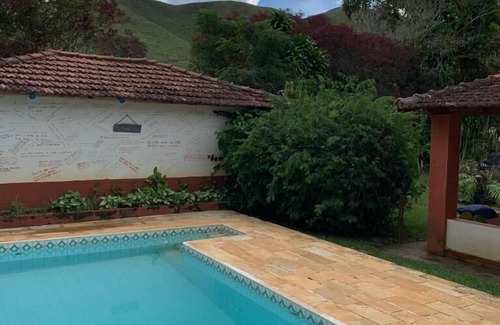 Conservatoria Casa | Beautiful site in Conservatória with swimming pool and barbecue area. Totally private!