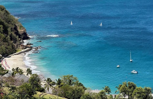 Gate Park Casa | Beautiful Six Bedroom Estate