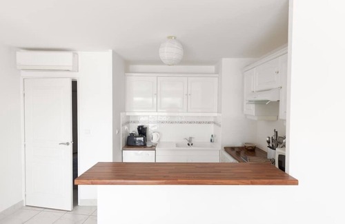 Le Couchant Apartamento | Precioso apartamento amplio y moderno con vista al mar, clasificado 4 estrellas Ref. LGM62HTH