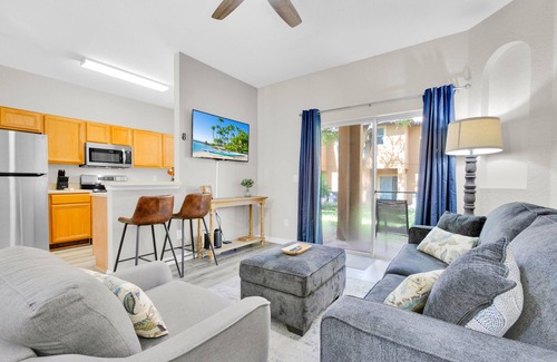 Regal Palms Casa | Beautiful, Spacious 4BR home near Resort Water Park - 9 miles to Disney Parks
