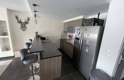 Cran-Gevrier Apartamento | Beautiful Spacious apartment with mountain view