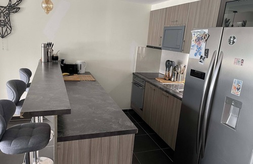 Cran-Gevrier Apartamento | Beautiful Spacious apartment with mountain view