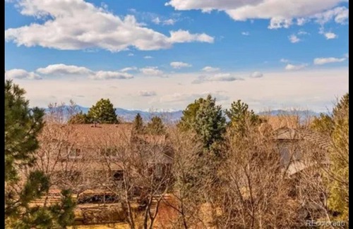 Northridge Casa | Beautiful spacious home in gated community