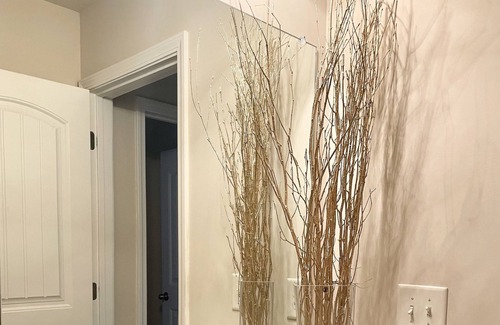 Clarkdale Casa | Beautiful Spacious Townhome Minutes from Atlanta Airport