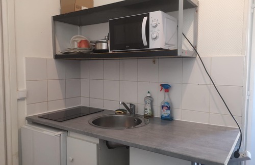 Quartier de la Goutte-d'Or Apartamento | Beautiful Studio near Sacré Coeur