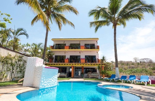 Bucerías Apartamento | Hermosa suite, cómoda, espaciosa y con decoración de estilo mexicano.