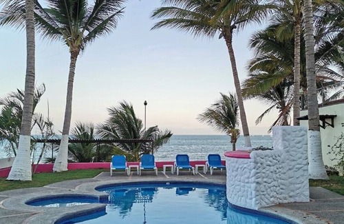 Bucerías Apartamento | Hermosa suite, cómoda, espaciosa y con decoración de estilo mexicano.