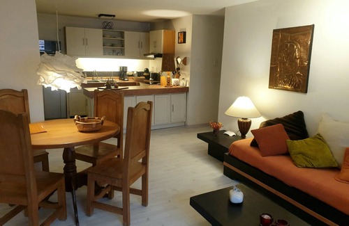 La Mariscal Apartamento | Cordero Hermosa suite w / balcón
