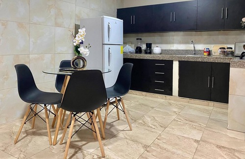 Barrio Kennedy Apartamento | Hermosa Suite en Ciudadela Las Garzas, segura y céntrica, Guayaquil