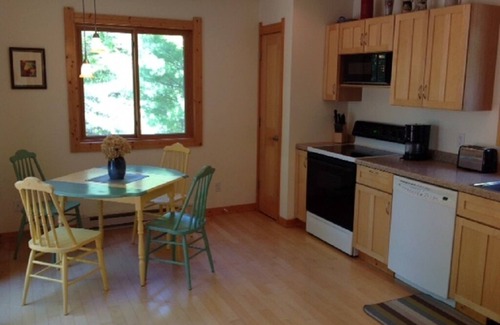 Lake Leelanau Casa | Hermosa casa de verano cerca de Leland y Sleeping Bear National Lake Shore