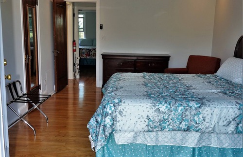 Brightwood Park Casa | Beautiful Sun llenó su hogar en el corazón de una de las áreas más calientes de DC