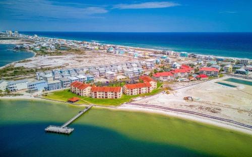 Navarre Beach Apartamento | Beautiful! Sunset Harbor Condo for 2-TOP FLOOR 1-309, Navarre Beach