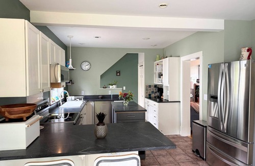 Eau Claire Casa | Beautiful third ward home with hot tub and close to Downtown and University.