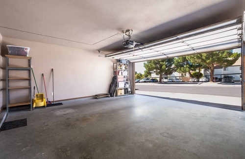 Northeast Heights Casa | Beautiful Townhome in NE Albuquerque