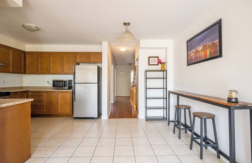 Clairlea - Birchmount Casa | Beautiful Townhouse in Toronto