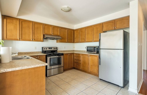 Clairlea - Birchmount Casa | Beautiful Townhouse in Toronto