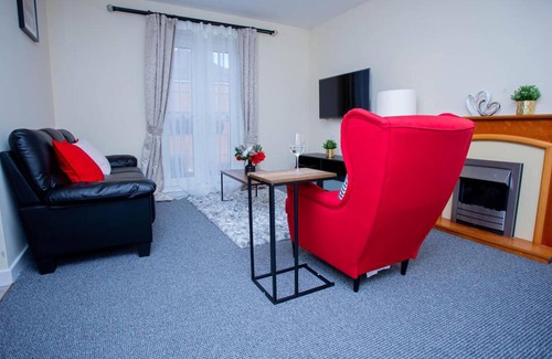 Moulton Apartamento | Beautiful two Bedrooms Ensuite Apartment