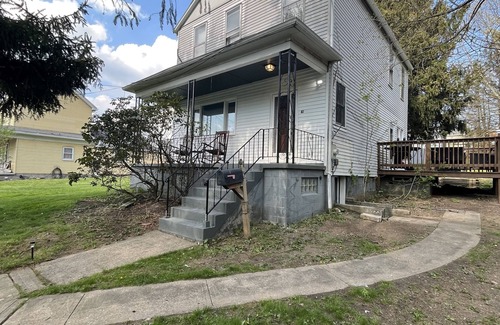 Strabane Casa | Beautiful Updated House!