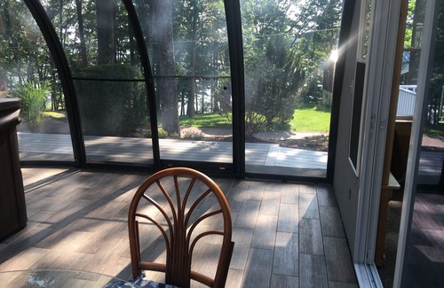 Lakeville Cabaña | Hermosa casa de vacaciones con muelle en el lago Wallenpaupack