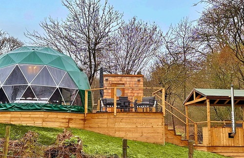 Chiddingstone Hoath Casa | Maravillosa casa de vacaciones para 4 personas con WIFI, jacuzzi y terraza