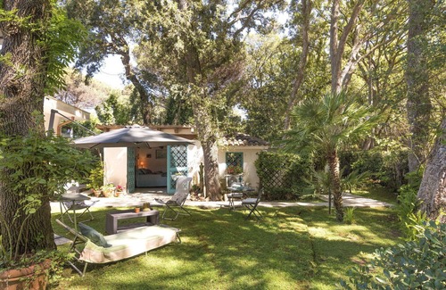 Sabaudia Casa | Maravillosa casa de vacaciones para 2 personas con A/C, WIFI, TV y mascotas permitida