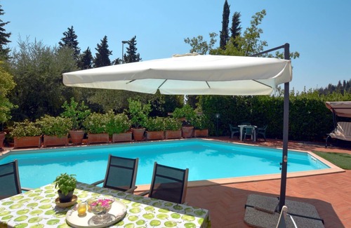 Prato Casa | Preciosa casa de vacaciones para 6 personas con WIFI, piscina privada, TV, terraza y aparcamiento