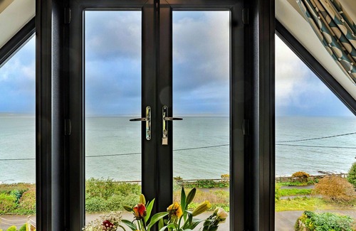 Mousehole Casa | Estupenda casa de vacaciones para 8 personas con WIFI y terraza