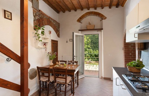 Borgo San Lorenzo Villa | Estupenda casa de vacaciones con WIFI, piscina privada, TV y vista panorámica, cerca de Florencia
