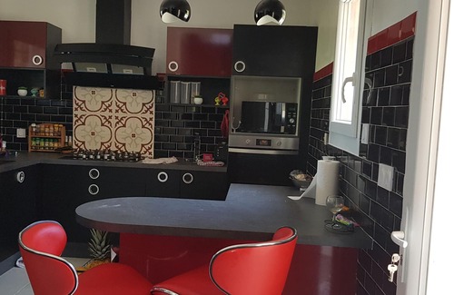 Tourves Villa | Hermosa villa en la Provenza verde con piscina y bolera