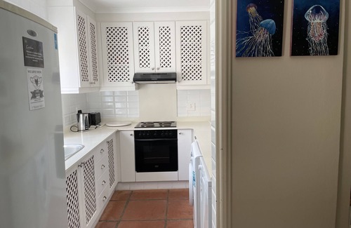 Port Edward Casa | Beautiful villa in tranquil reservation area close to the beach