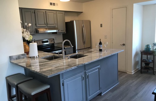 Seabrook Island Casa | Hermosa y recientemente renovada villa de tenis con acceso al club de playa privado.