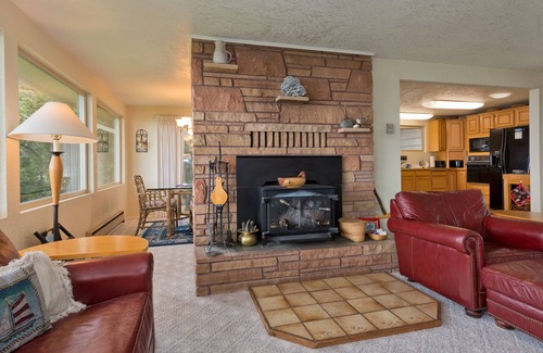 Port Angeles Casa | Hideaway House: hermosas vistas al agua y Pvt. Sendero de playa entre Sequim y PA