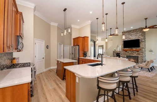 River Isles Casa | Beautiful waterfront 5 BR home with pool, kayaks