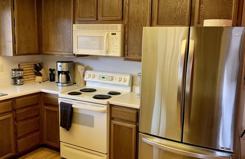 Plumas Eureka Estates Casa | Beautiful Waterfront Townhome on Plumas Pines Golf Course