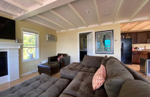 Crandon Cabaña | Beautiful Wisconsin Beach Retreat Lake Lucerne