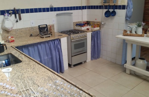 Confins Casa | MAGNÍFICO SITIO DE MADERA, CON ASFALTO EN PUERTA, HECHO EN CASA Y PISCINA.