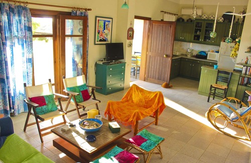 Toroni Villa | casa preciosa vista excelente cerca del mar, lejos del turismo de masas
