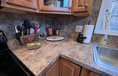 Lake Ariel Chalet De Esquí | Beautifully Clean, Decorated, Cozy Chalet in an Amenity Rich Community