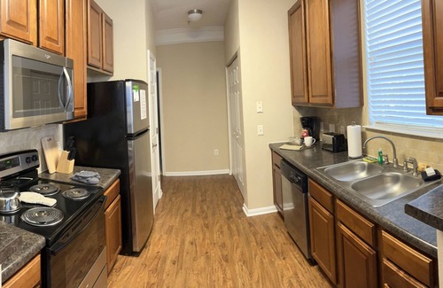 Provincetowne Apartamento | Beautifully decorated 2BR 2BA apartment home heart of Ballantyne
