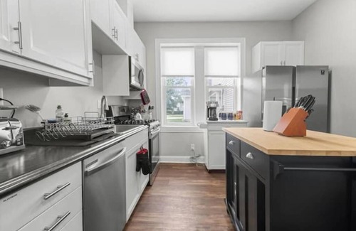 Fort Wayne Casa | Beautifully Refreshed Home Close to Downtown FW!