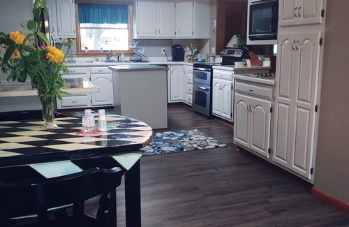 Mount Morris Apartamento | Beautifully remodeled retreat. 3 mins from Letchworth
